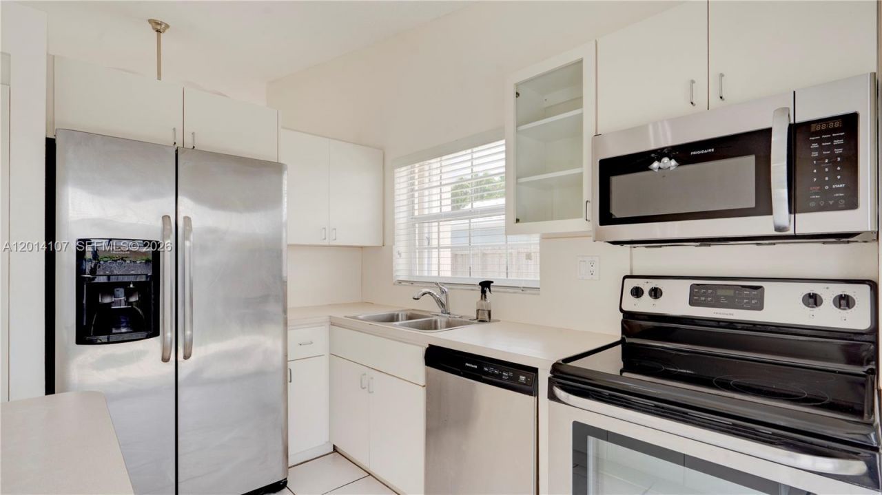 6410 SW 112th Pl, Unit 6410, Miami, FL 33173 Photo