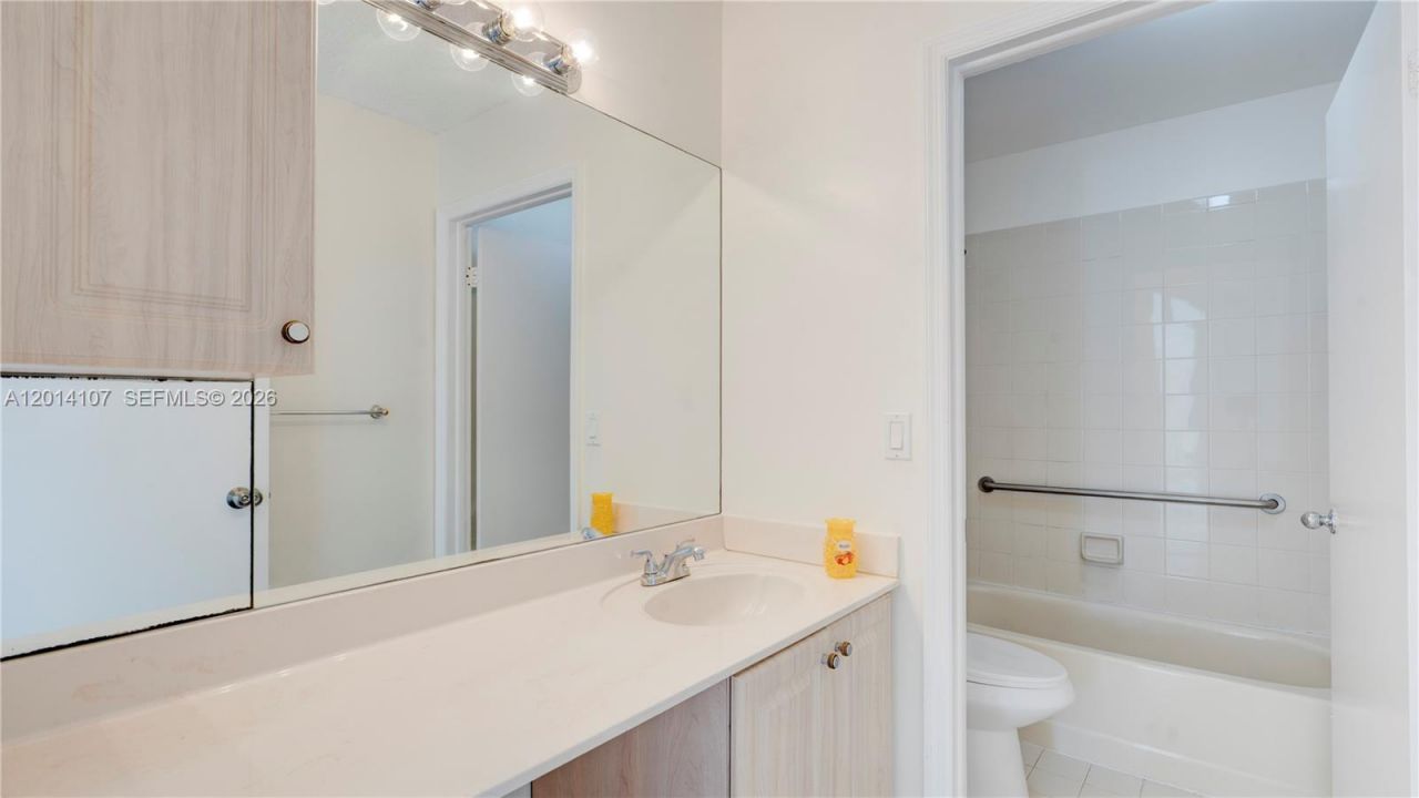 6410 SW 112th Pl, Unit 6410, Miami, FL 33173 Photo