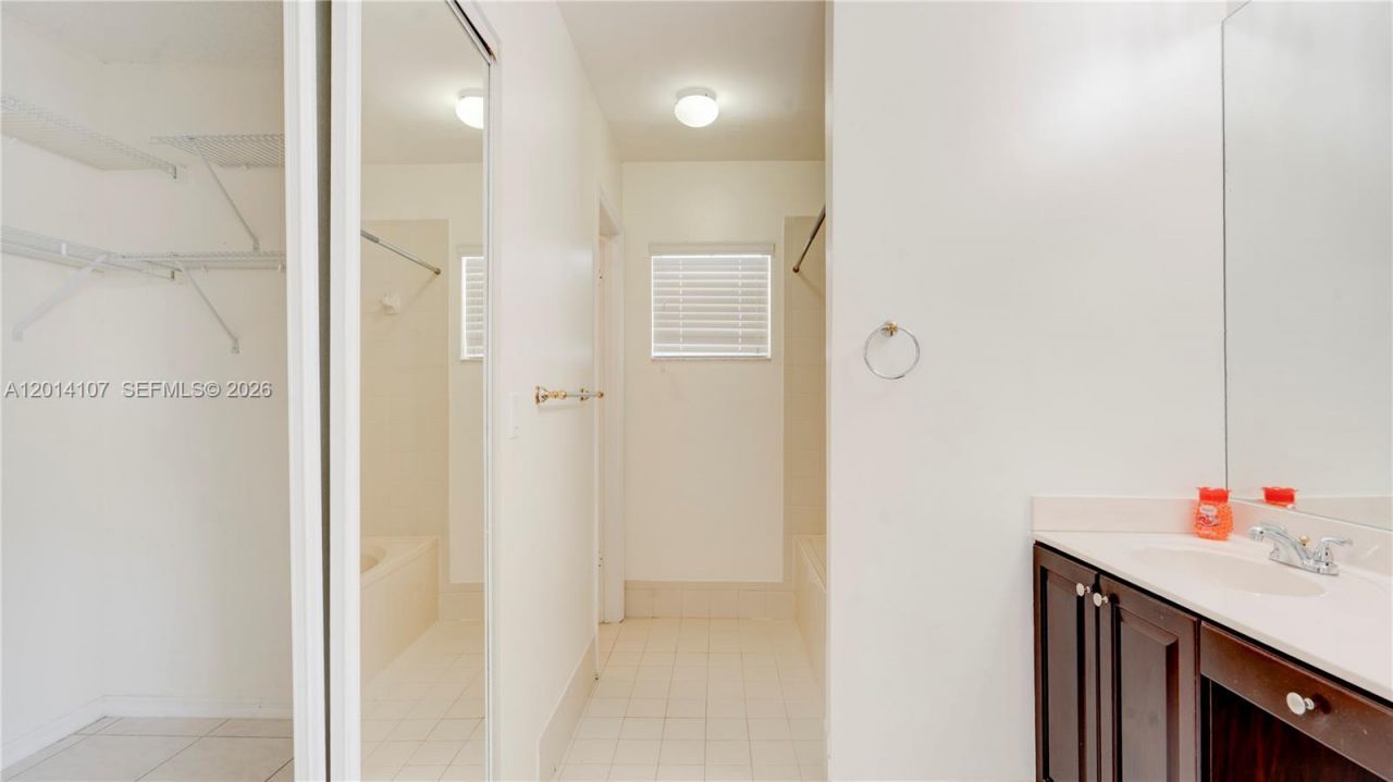 6410 SW 112th Pl, Unit 6410, Miami, FL 33173 Photo