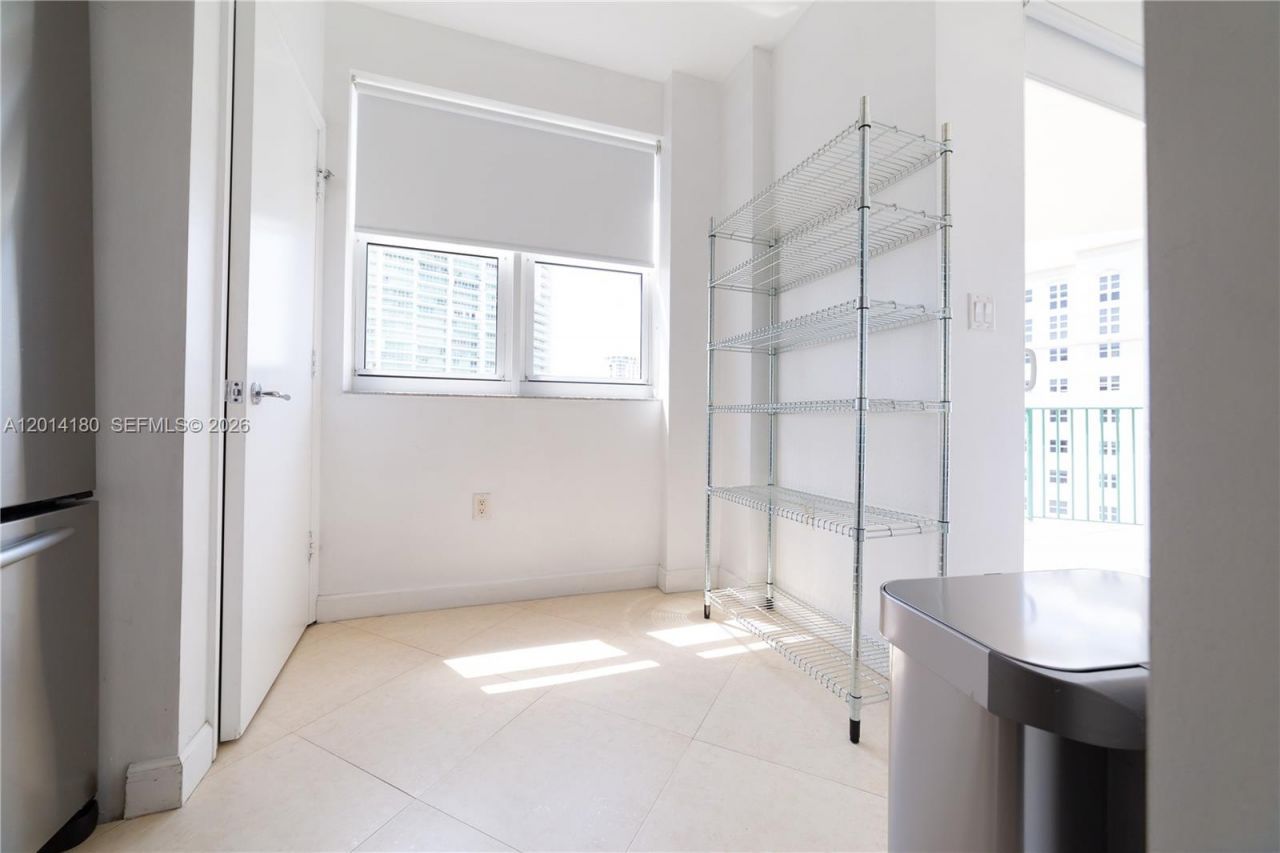 20000 E Country Club Dr , Unit 1001, Aventura, FL 33180 Photo
