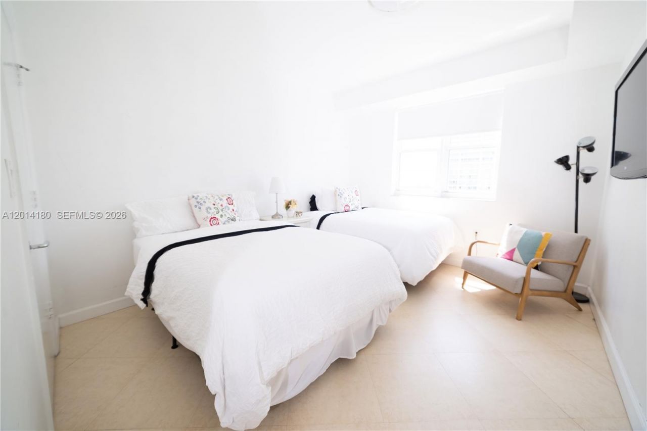 20000 E Country Club Dr , Unit 1001, Aventura, FL 33180 Photo