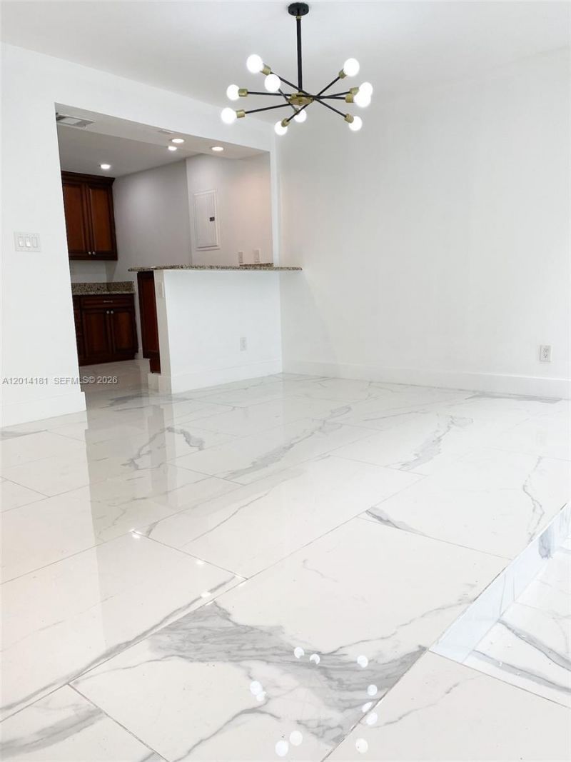 316 Poinciana Dr, Unit 808, Sunny Isles Beach, FL 33160 Photo