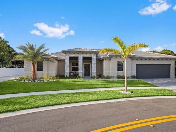 13283 SW 188th Ter , Miami, FL 33177