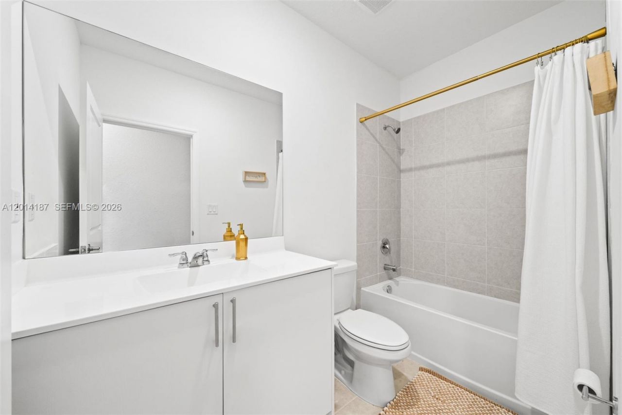 13283 SW 188th Ter , Miami, FL 33177 Photo