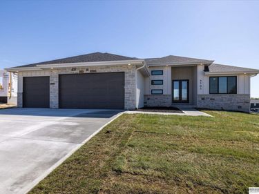 4505 N 213th Street , Omaha, NE 68022