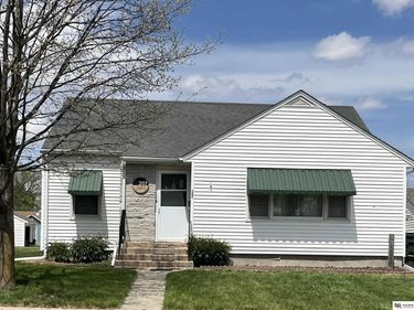 207 W Cedar Street, Coleridge, NE 68727