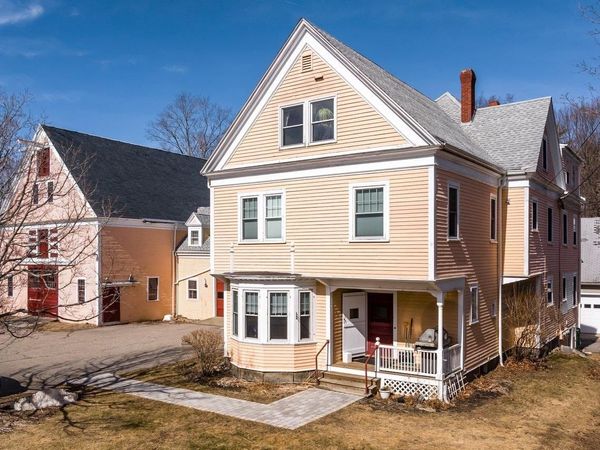 221 Atlantic Avenue, North Hampton, NH 03862