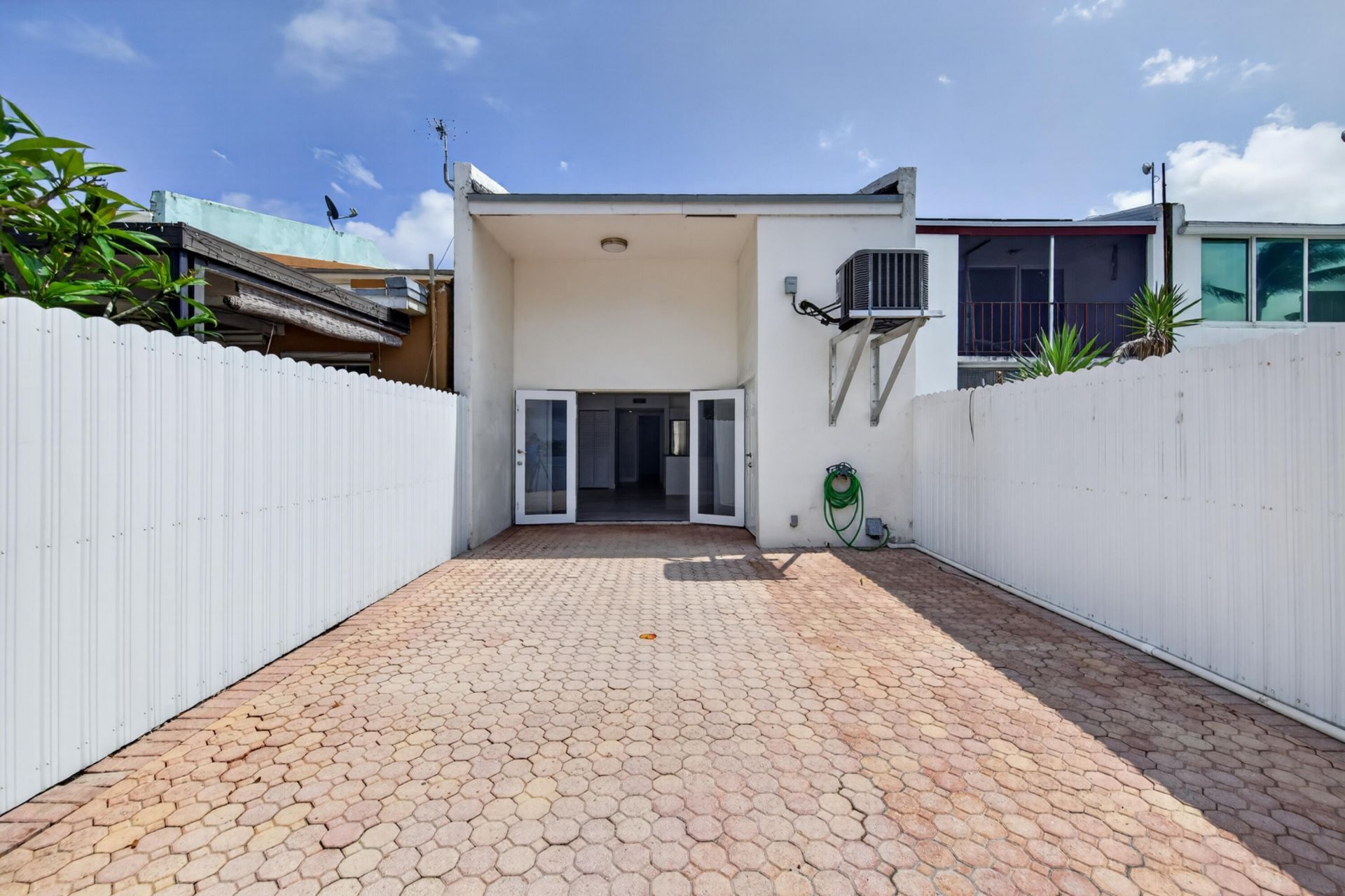 1819 W 68th Street, Hialeah, FL 33014 Photo