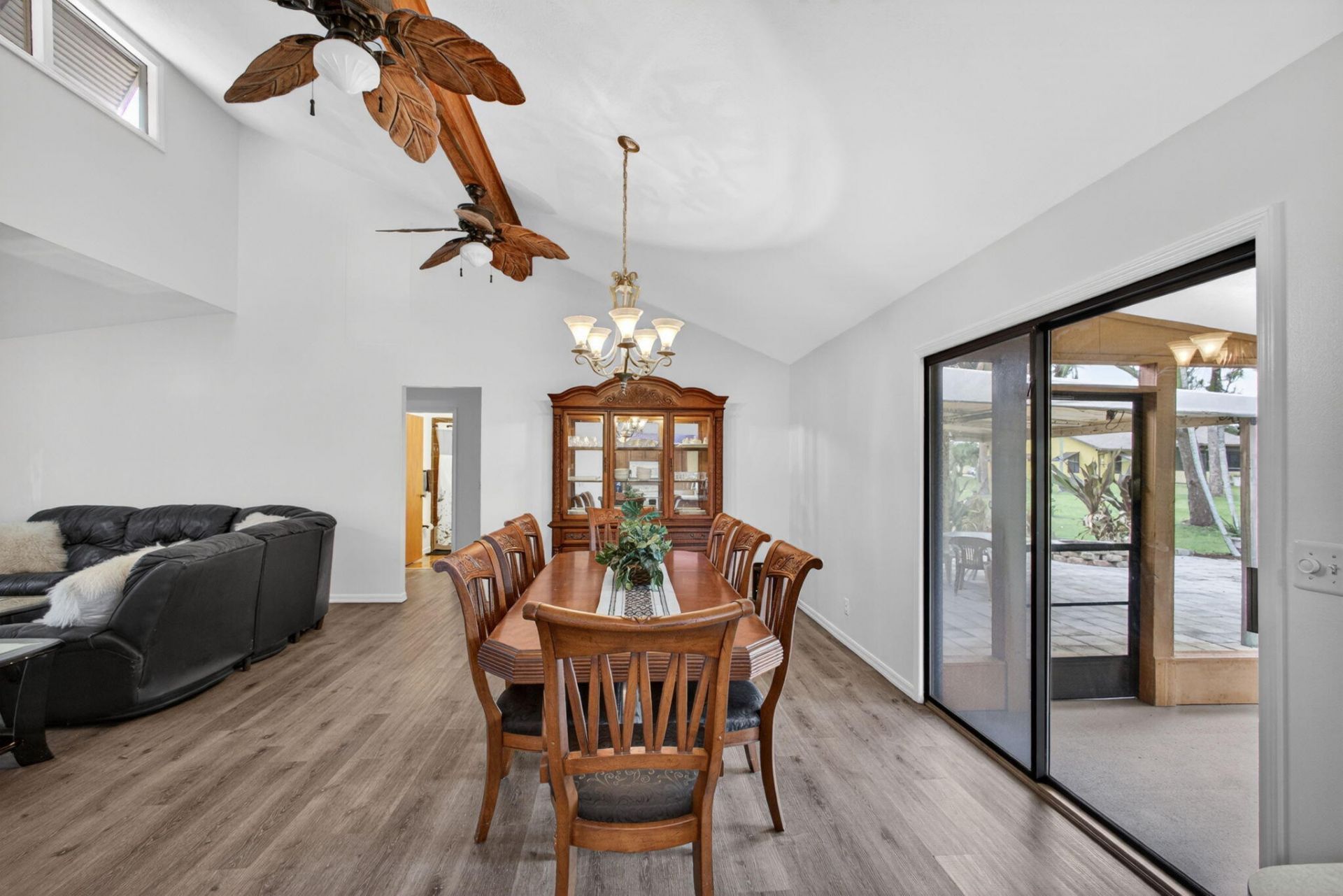 5589 SE Paramount Drive, Stuart, FL 34997 Photo