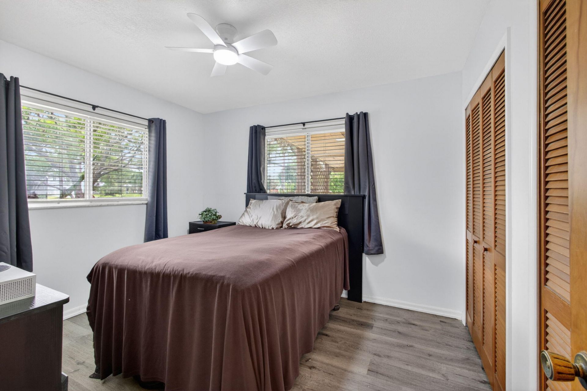5589 SE Paramount Drive, Stuart, FL 34997 Photo