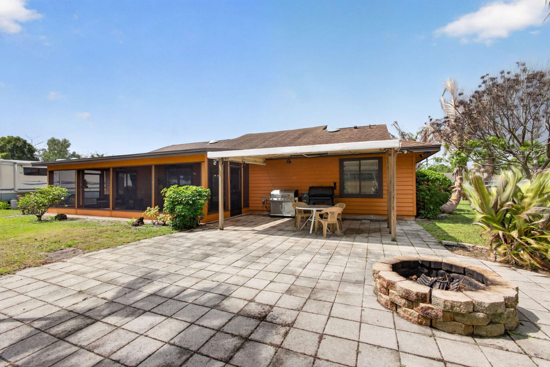 5589 SE Paramount Drive, Stuart, FL 34997 Photo