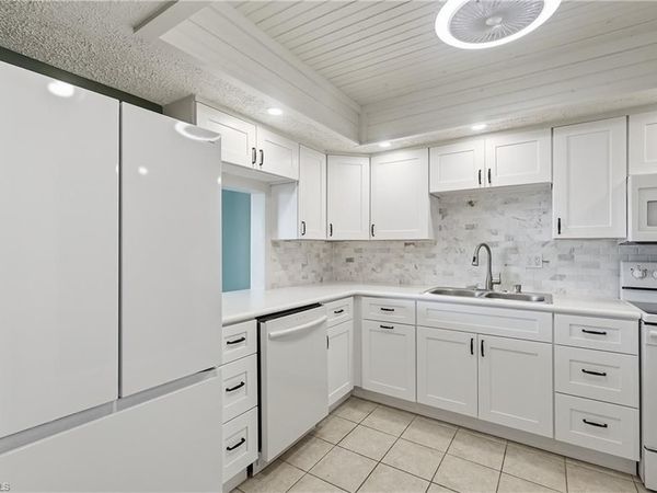 1304 Miramar ST, Unit 202, CAPE CORAL, FL 33904