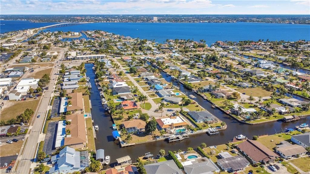 1304 Miramar St, Unit 202, Cape Coral, FL 33904 Photo