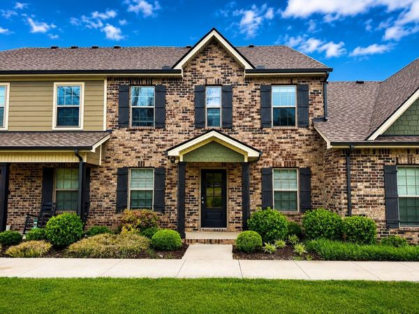 5628 Maples Retreat Drive , Murfreesboro, TN 37127