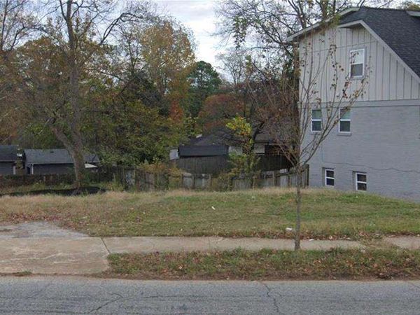 690 Cascade Avenue SW, Atlanta, GA 30310