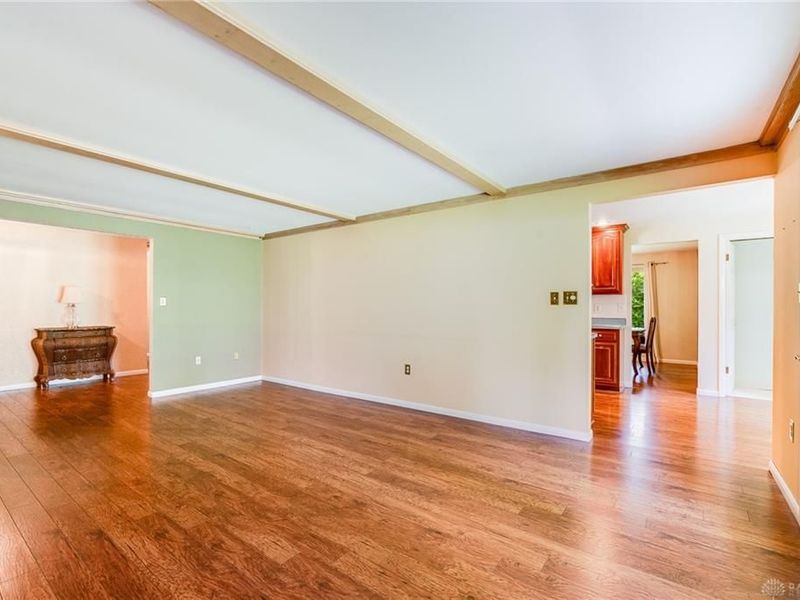 1135 Clintshire Drive, Centerville, OH 45459 Photo 7