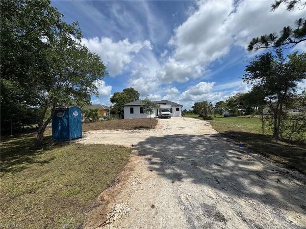 2675 35th AVE NE, NAPLES, FL 34120