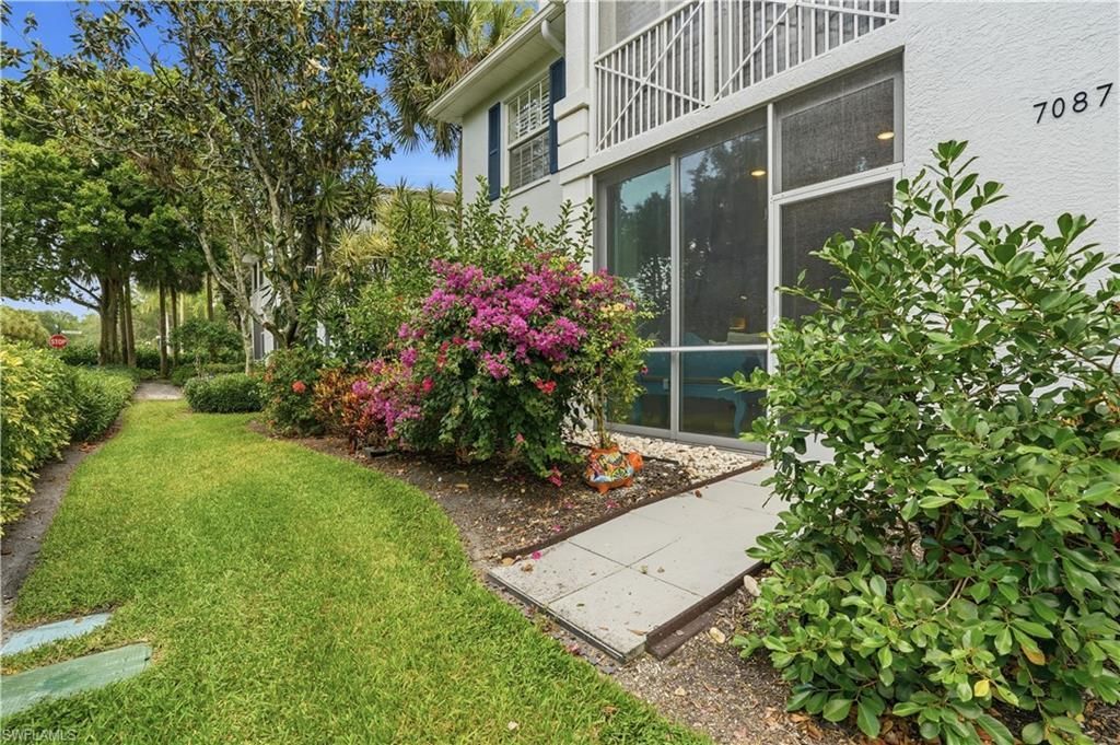 7087 Barrington Cir, Unit 102, Naples, FL 34108 Photo