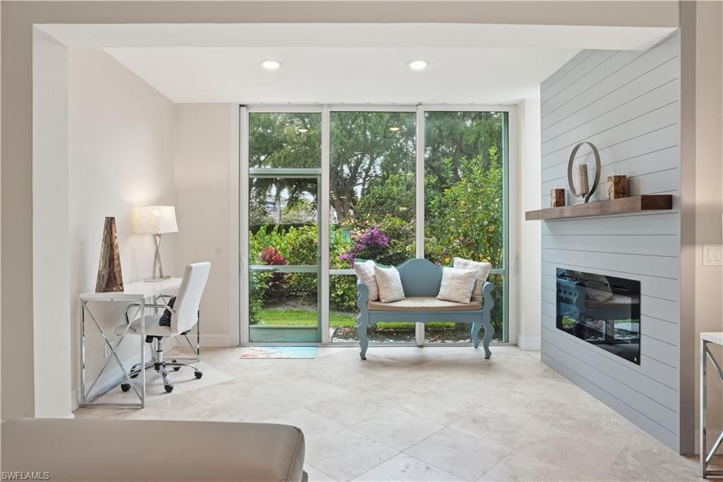 7087 Barrington Cir, Unit 102, Naples, FL 34108 Photo
