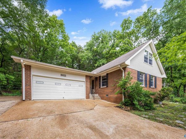 10022 Torino Drive SE, Huntsville, AL 35803