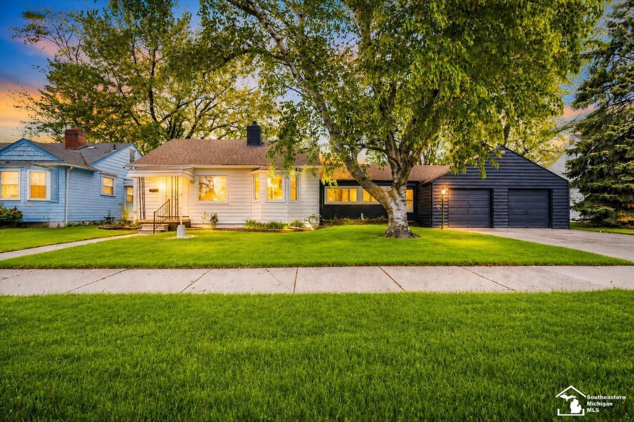 6810 Robinson Street, Allen Park, MI 48101 Main Photo