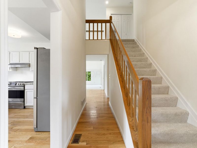 6467 Strathaven Court W, Unit A, Columbus, OH 43085 Photo 8