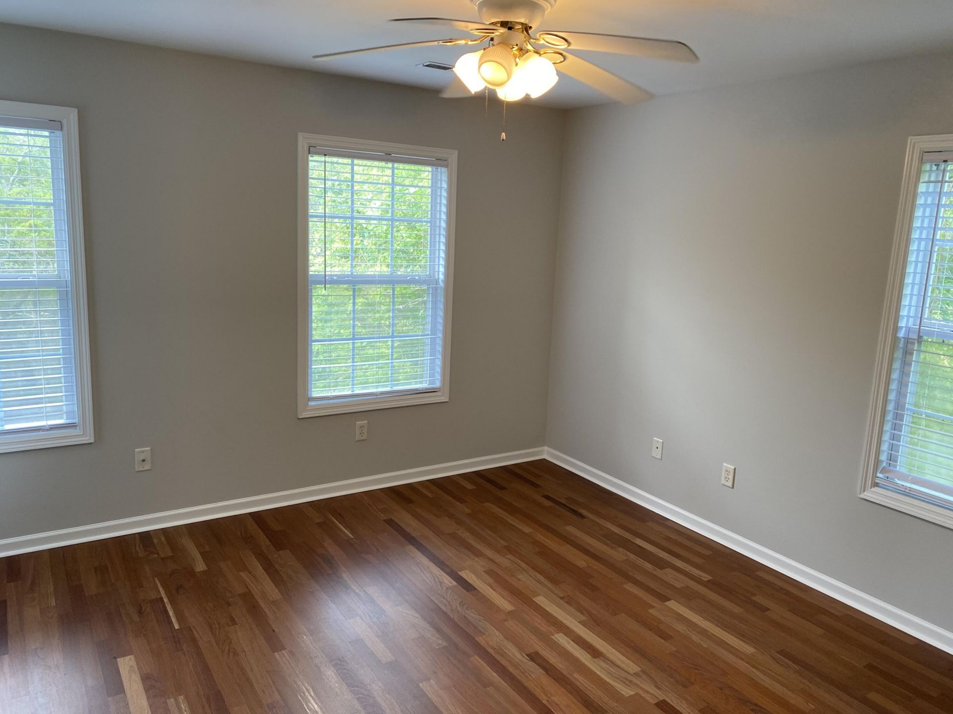 1527 Theresa Drive Photo 11
