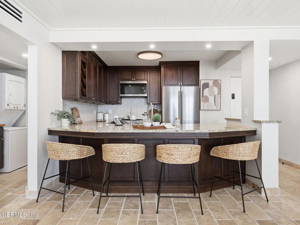 2200 OCEAN Drive S, Unit 4A, Jacksonville Beach, FL 32250