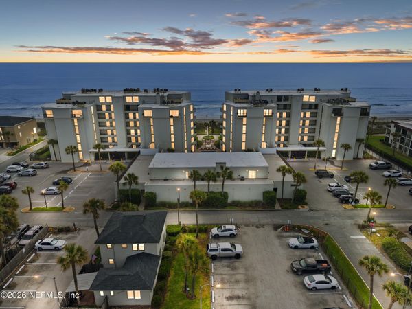 2200 OCEAN Drive S, Unit 4A, Jacksonville Beach, FL 32250