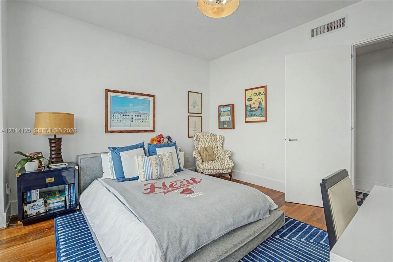 2627 S Bayshore Dr, Unit 2601, Miami, FL 33133 Photo