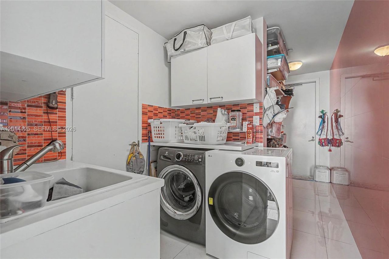 2627 S Bayshore Dr, Unit 2601, Miami, FL 33133 Photo