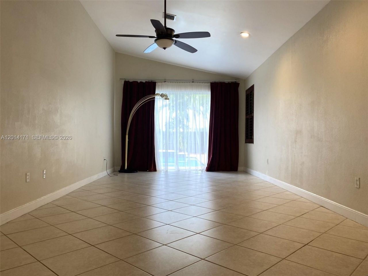 1210 S 13th Ave, Hollywood, FL 33019 Photo