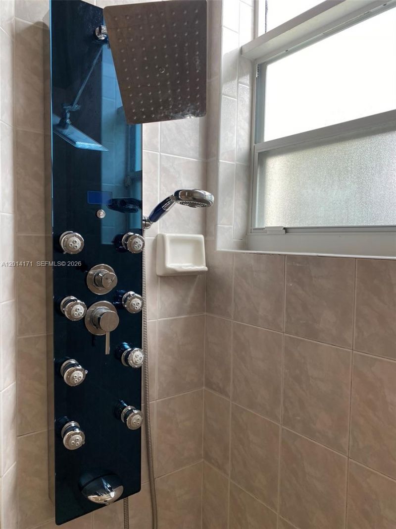 1210 S 13th Ave, Hollywood, FL 33019 Photo