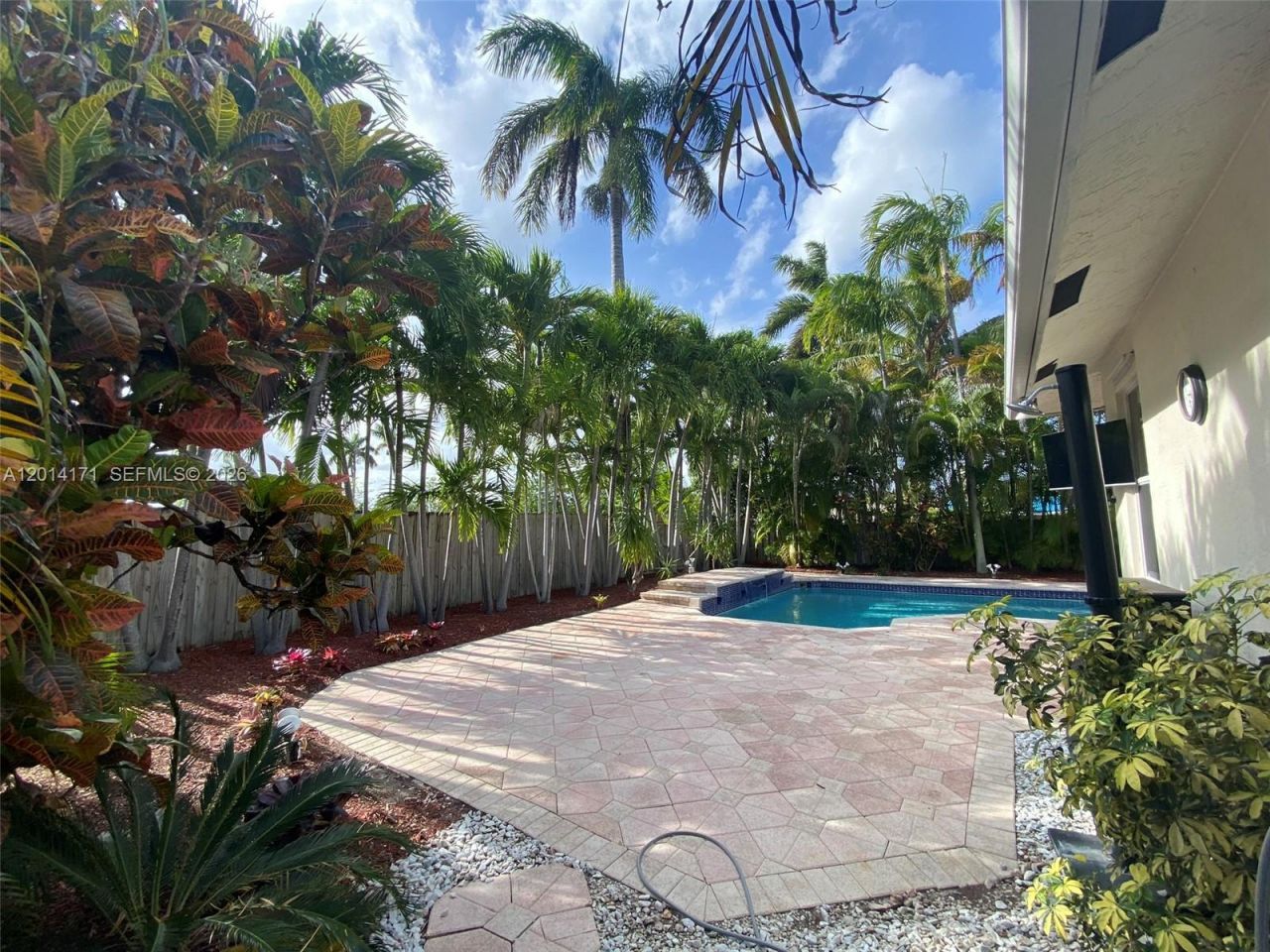 1210 S 13th Ave, Hollywood, FL 33019 Photo
