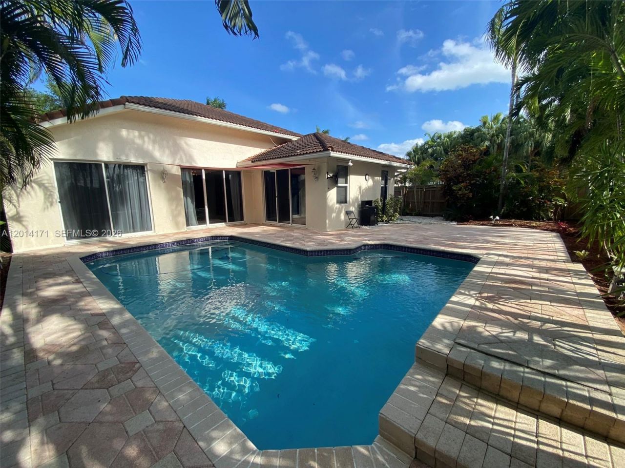 1210 S 13th Ave, Hollywood, FL 33019 Photo