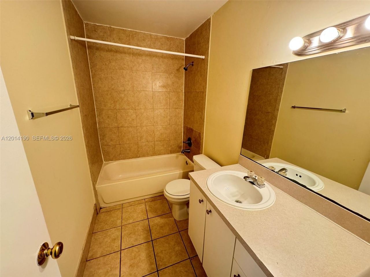 415 Executive Center Dr , Unit 203, West Palm Beach, FL 33401 Photo