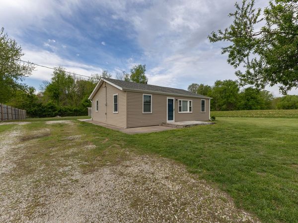 803 12th Street , Rapids City, IL 61278