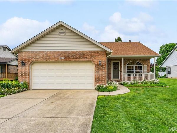 2245 Wellington Drive, Belleville, IL 62221