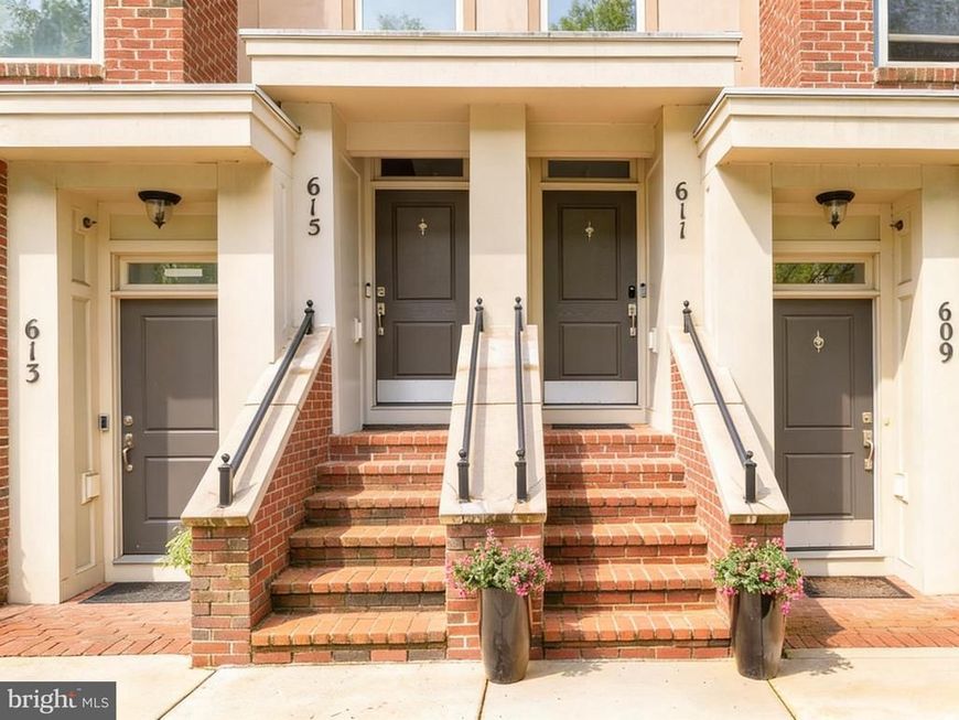 611 Diamondback Drive, Unit 11-B, Gaithersburg, MD 20878 Main Photo
