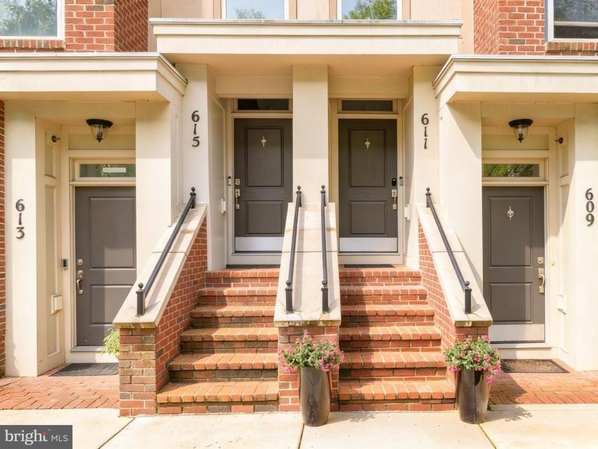 611 Diamondback Drive, Unit 11-B, Gaithersburg, MD 20878 Main Photo