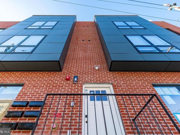 2400 W MONTGOMERY AVENUE , PHILADELPHIA, PA 19121