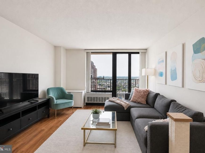 1420 Locust Street, Unit 21M, Philadelphia, PA 19102 Main Photo
