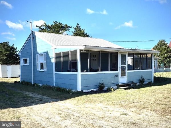 203 S BAY SHORE DRIVE , MILTON, DE 19968