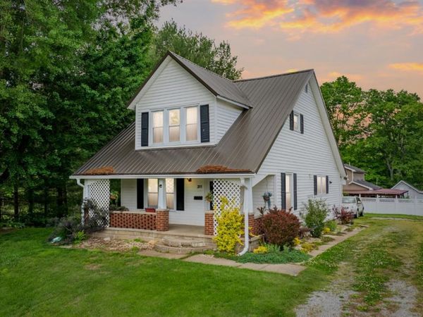 311 W Eighth Street, Manchester, OH 45144