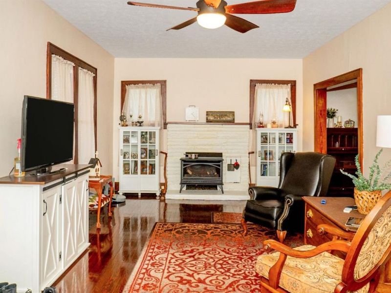311 W Eighth Street, Manchester, OH 45144 Photo 5