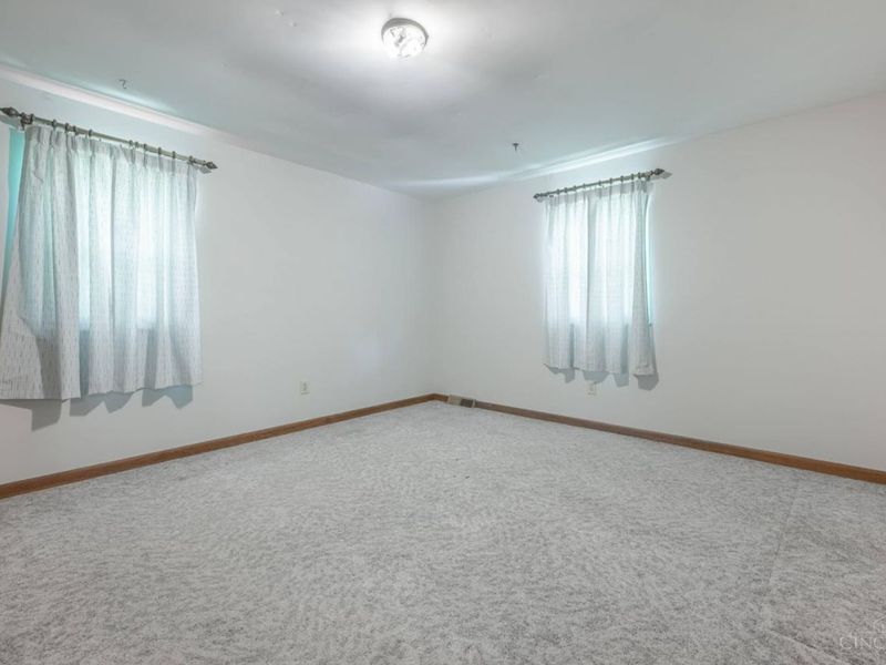 6491 Niderdale, Middletown, OH 45042 Photo 21