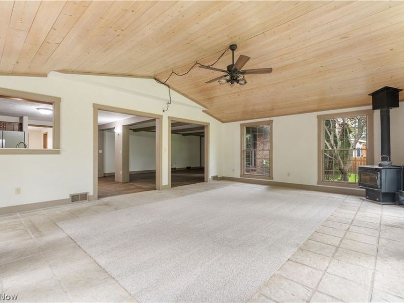 5787 Eastview Street, Louisville, OH 44641 Photo 24