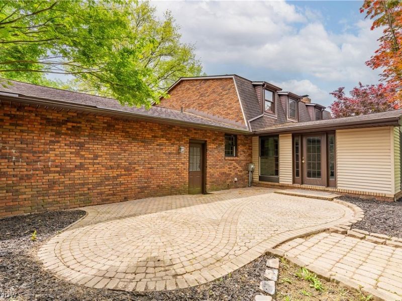 5787 Eastview Street, Louisville, OH 44641 Photo 3