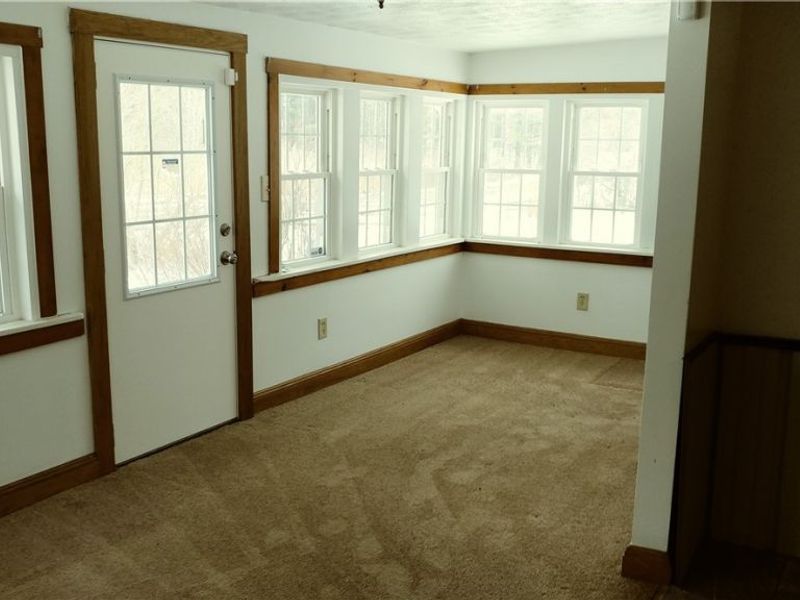 17199 Leggett Road, Montville, OH 44064 Photo 7