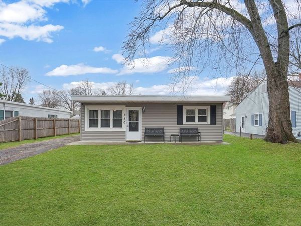 130 Fieldston St, Springfield, MA 01119